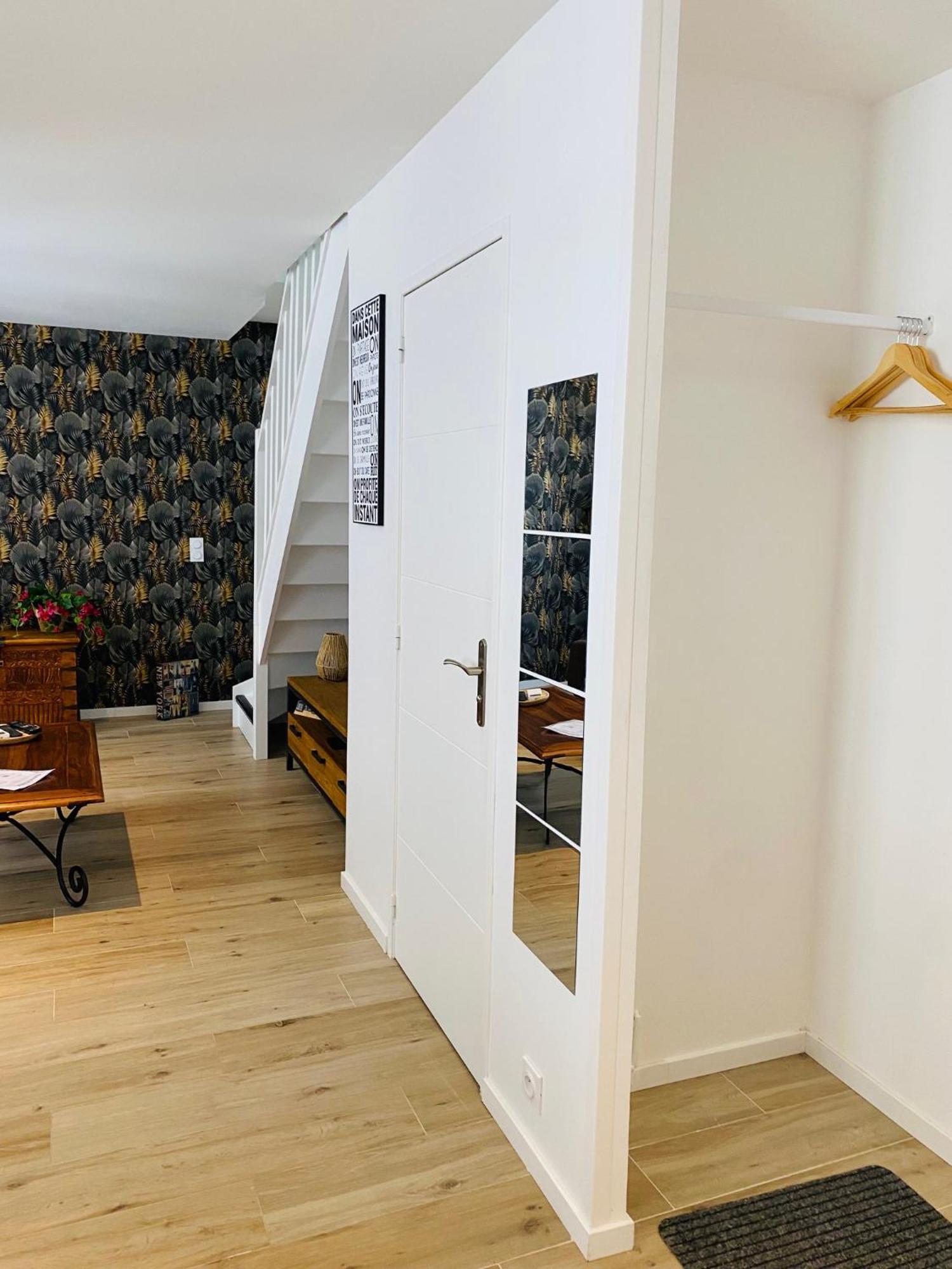 Douillet Et Coquet Appartement Climatise - Parking Prive Gratuit - Centre Montpellier Exterior foto